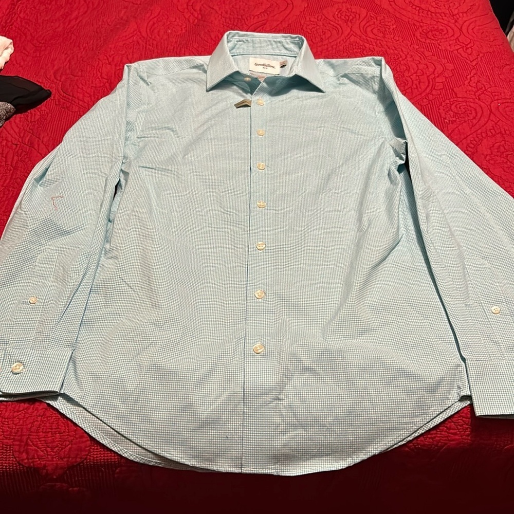 NWOT Button up shirt